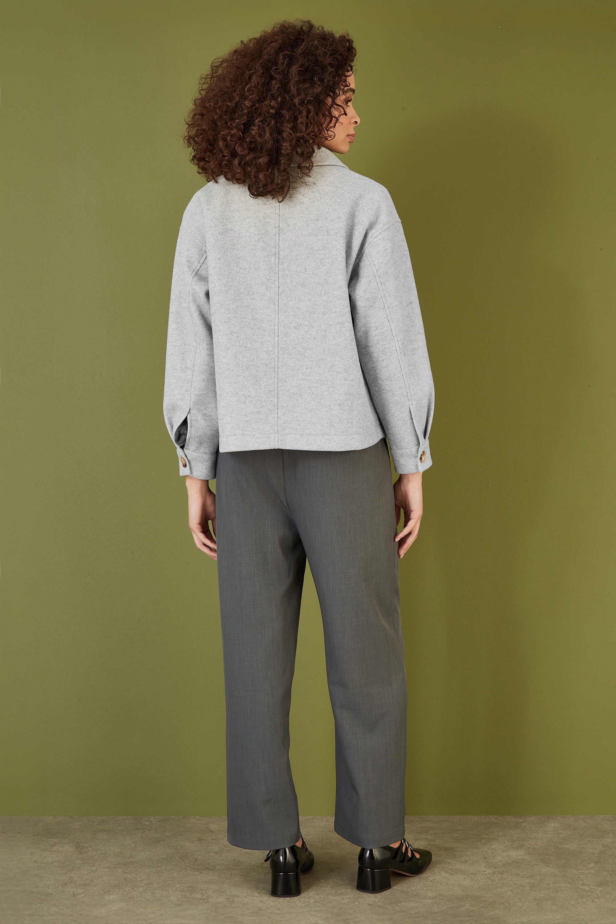 Yumi Grey Woven Shacket With Oversize Pockets