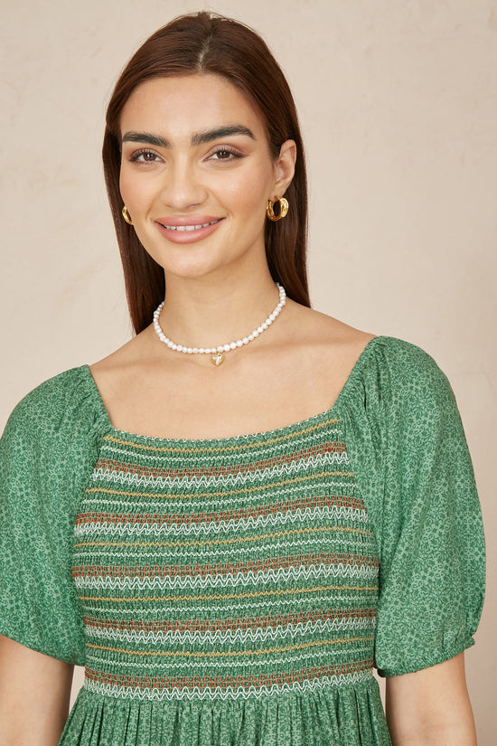 Yumi Green Ruched Leaf Print Maxi Dress With Puff Sleeves - QHA UK