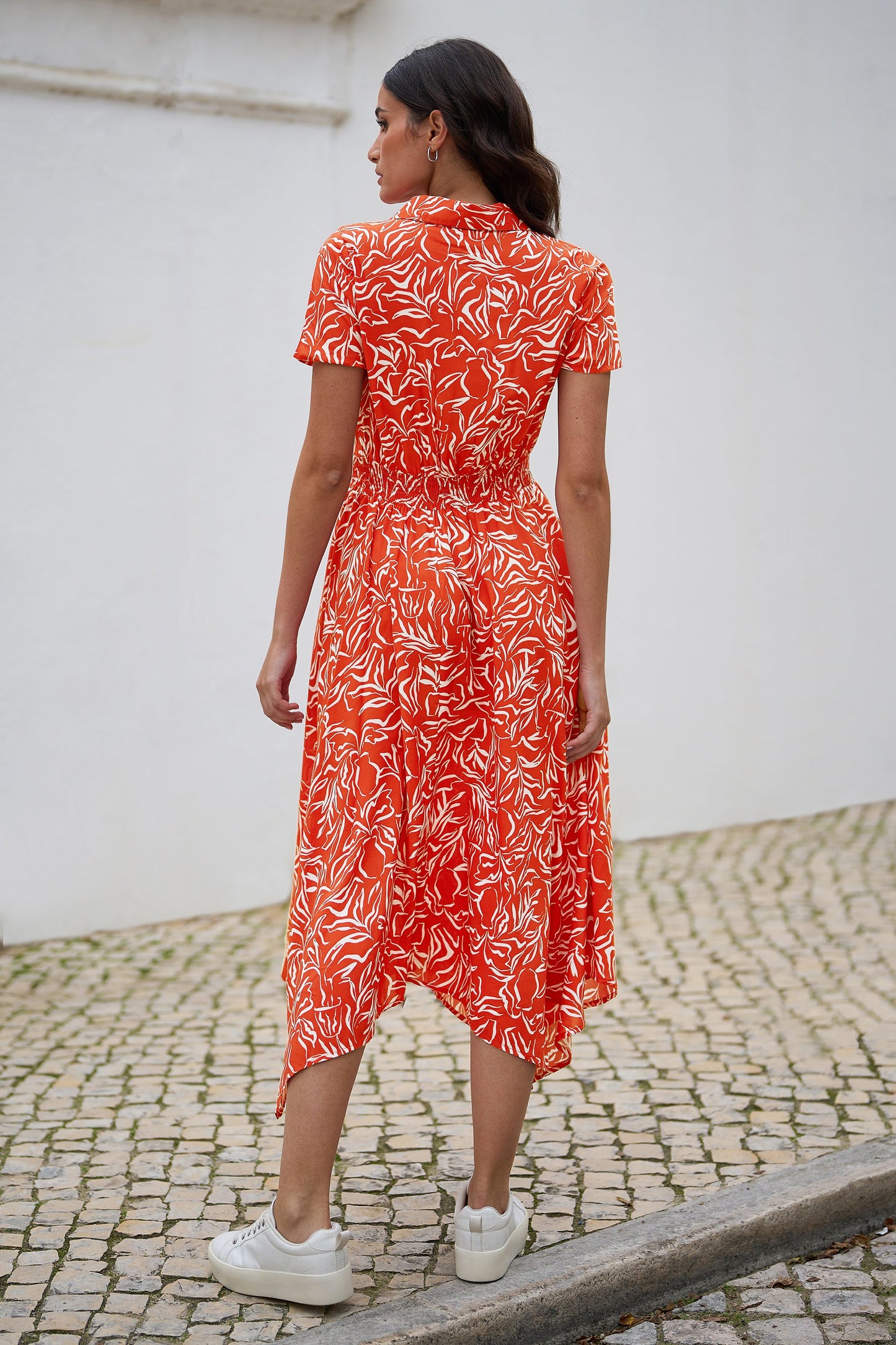 Yumi Coral Tropical Leaf print Midi Ruched Shirt Dress - QHA UK