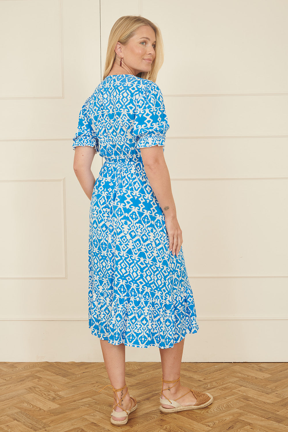 Yumi Blue Geo Print Puff Sleeve Midi Split Hemline - QHA UK