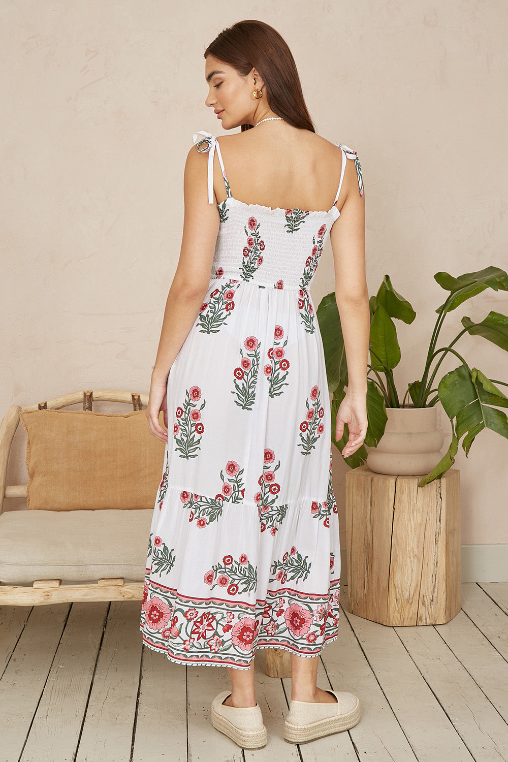 Yumi White Floral Printed Smocked Midi Dress - QHA UK