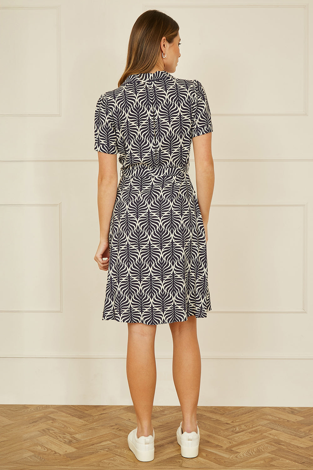 Yumi Navy Leaf Print Retro Shirt Dress - QHA UK