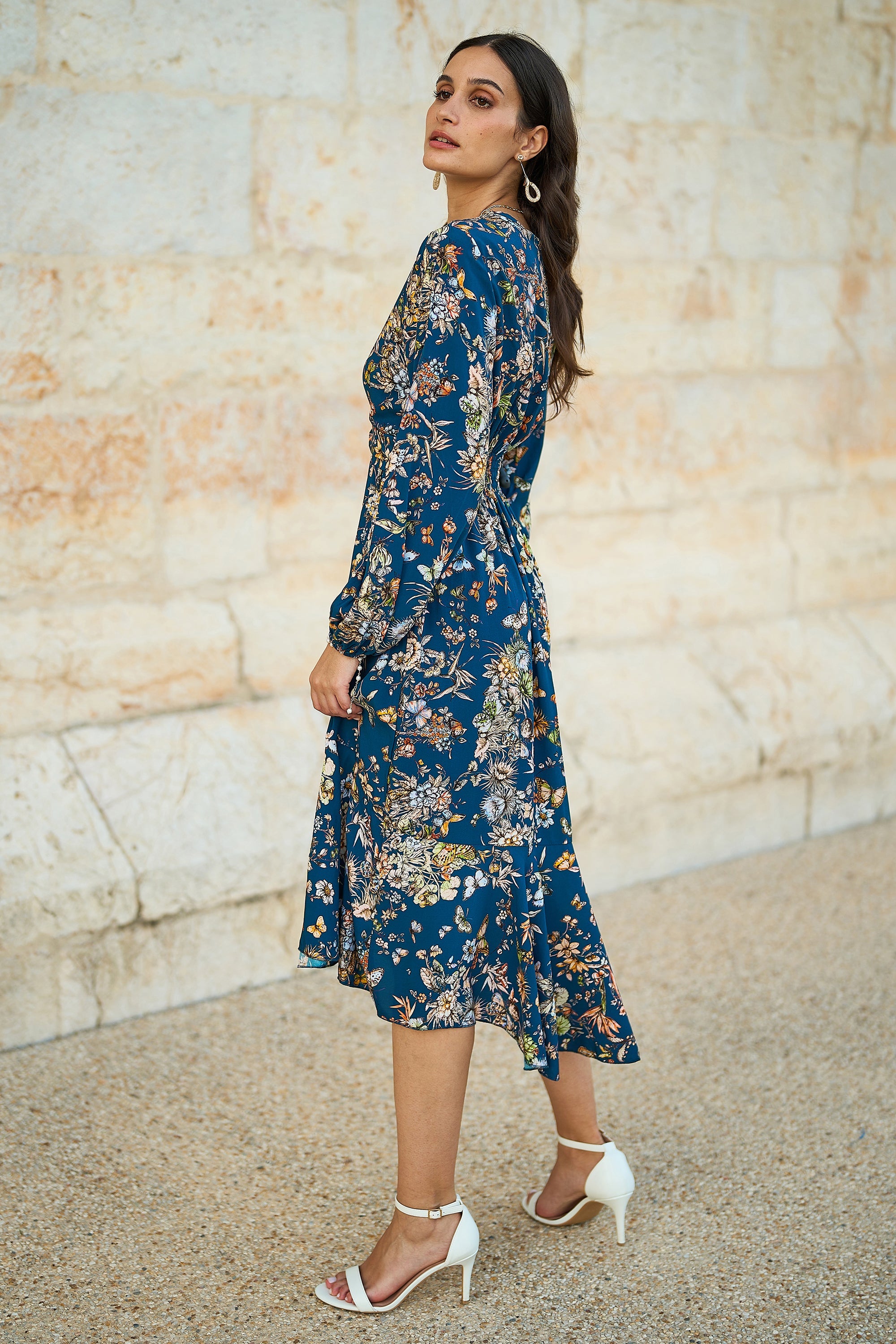Yumi Blue Butterly Floral Tie Knot Front Long Sleeve Midi Dress - QHA UK