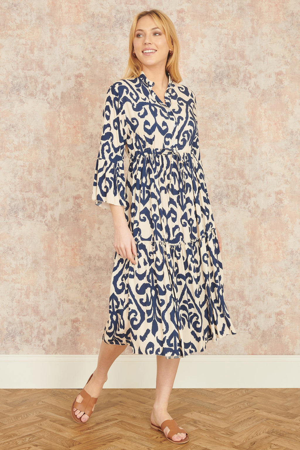 Yumi Navy Block Print Kaftan - QHA UK