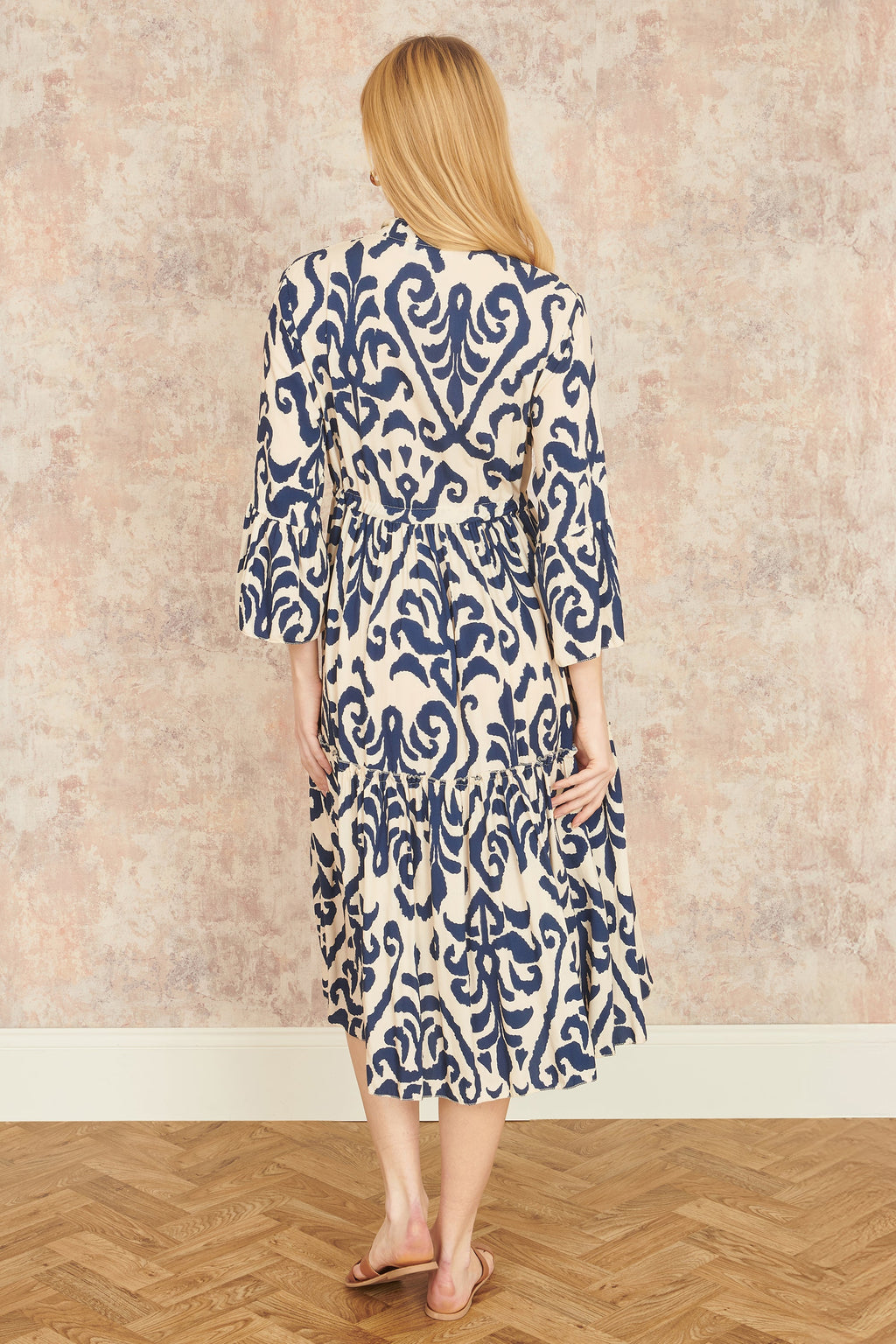 Yumi Navy Block Print Kaftan - QHA UK