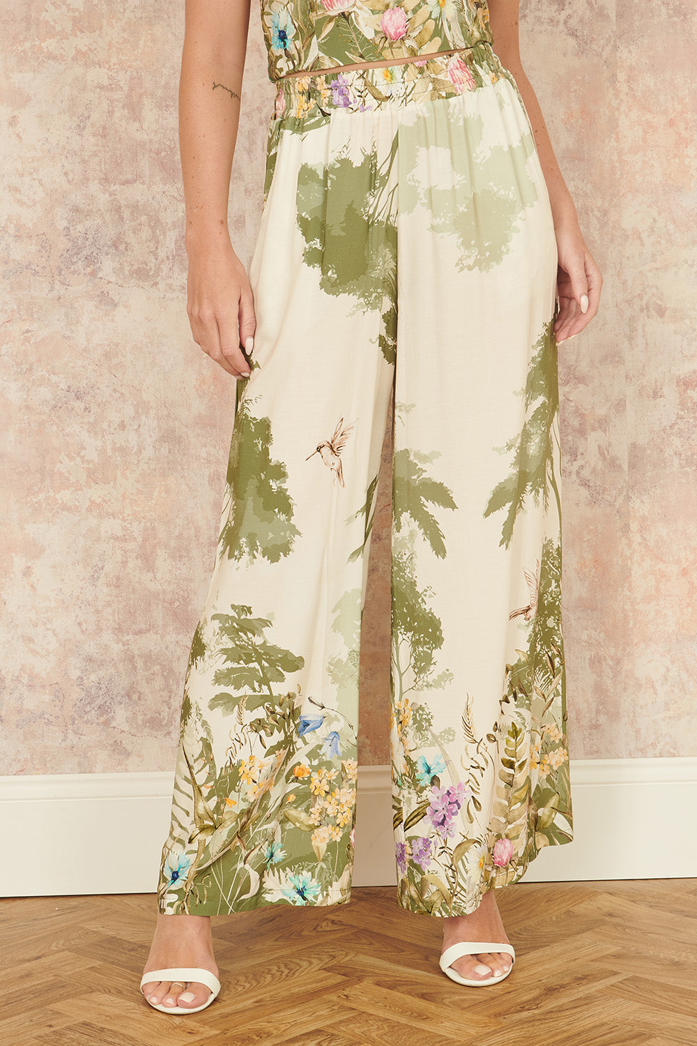 Yumi White Palm Print Wide Leg Trousers