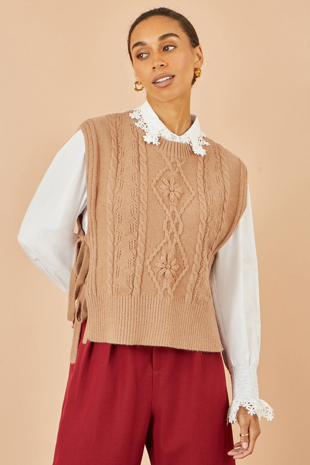 Yumi Camel Flower Cable Knit Tie Side Pullover