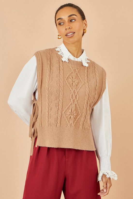Yumi Camel Flower Cable Knit Tie Side Pullover - QHA UK