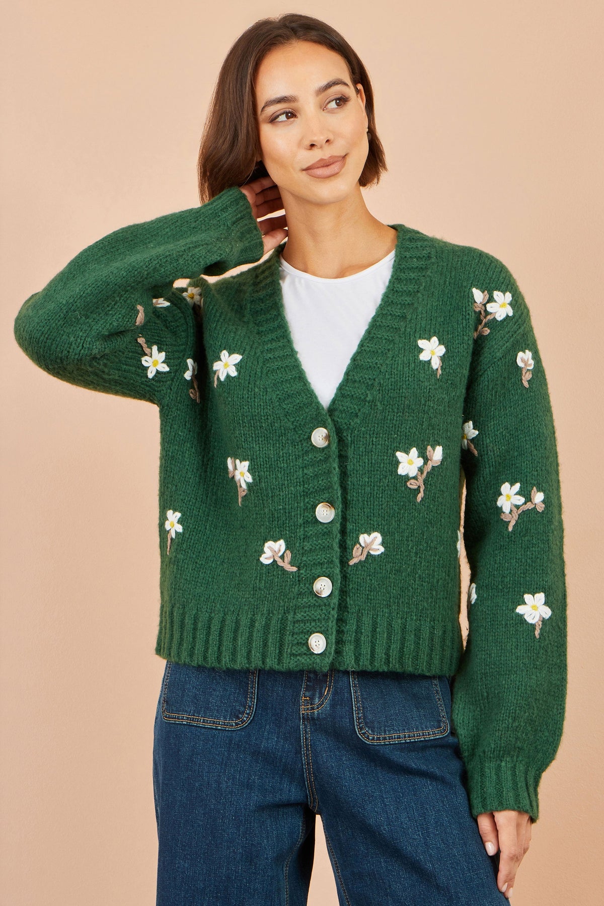 Yumi Women's Green Hand Embroidered Floral Chunky Knit V-Neck Cardigan