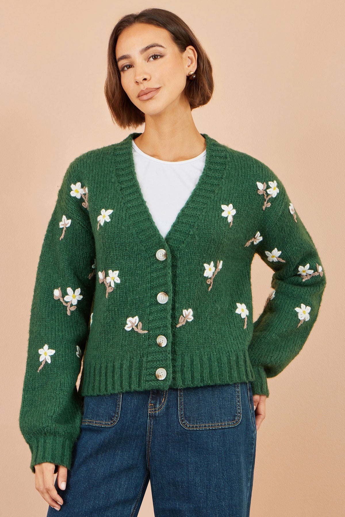 Yumi Women's Green Hand Embroidered Floral Chunky Knit V-Neck Cardigan
