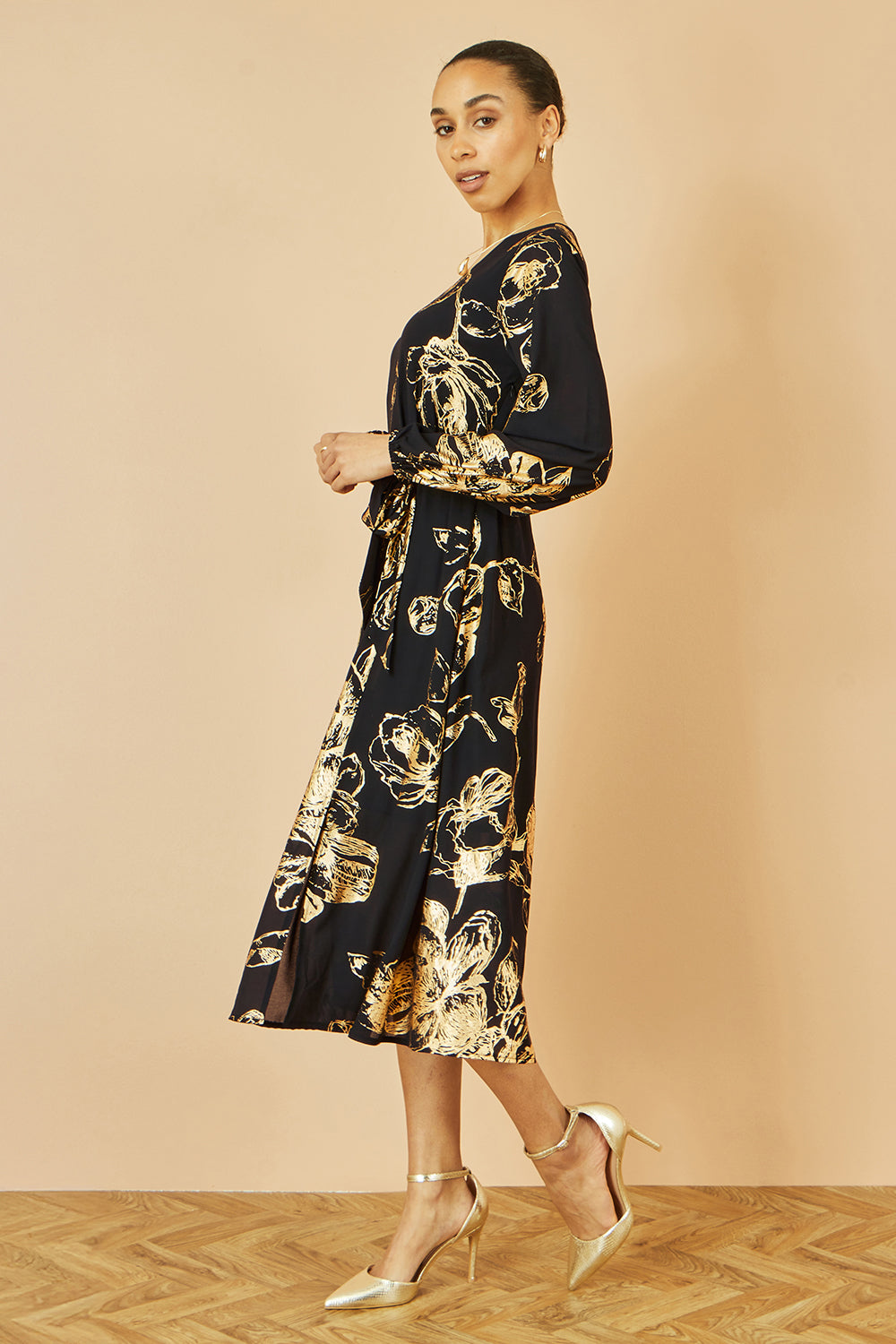 Yumi Black Foil Rose Print Midi Dress - QHA UK