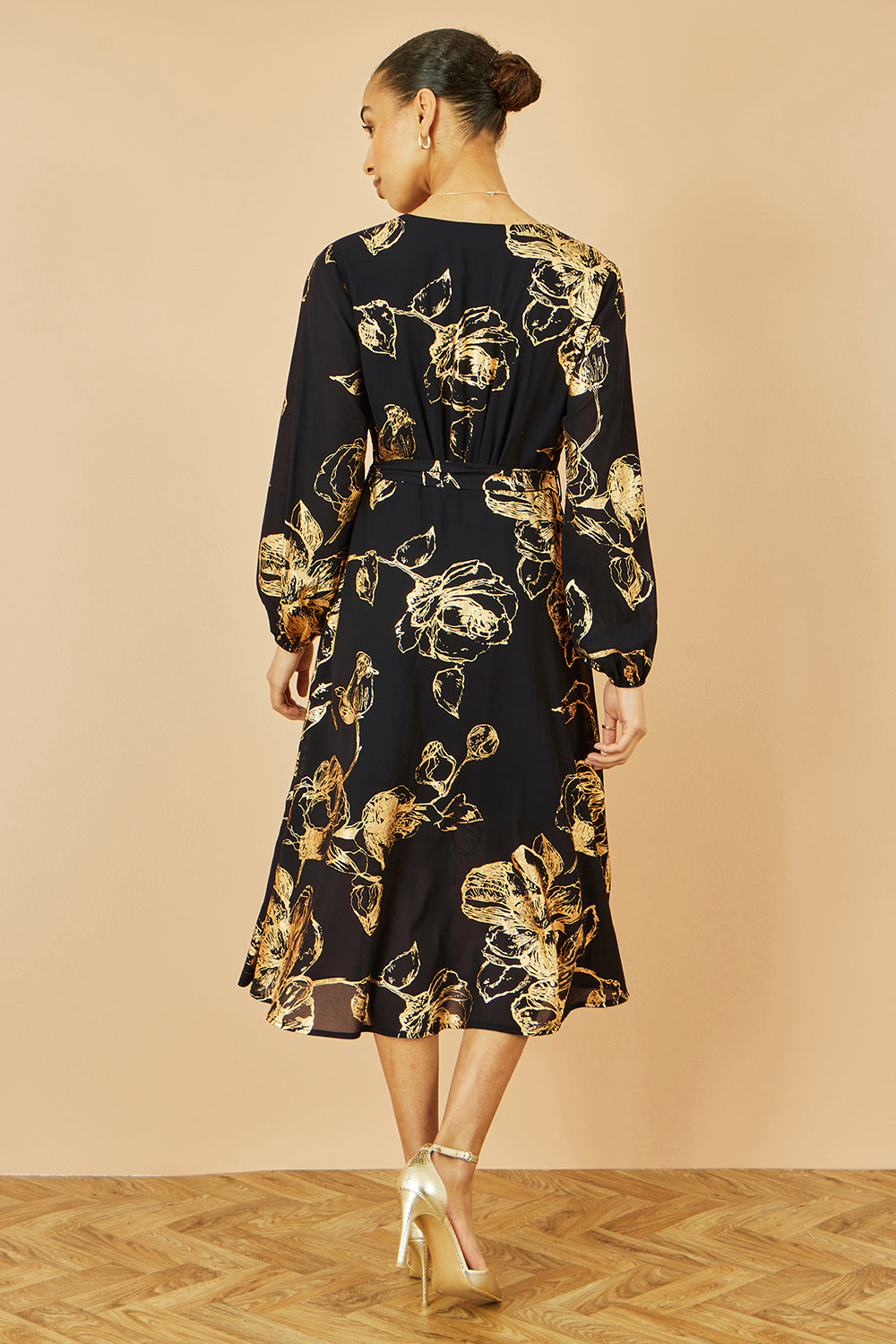 Yumi Black Foil Rose Print Midi Dress - QHA UK