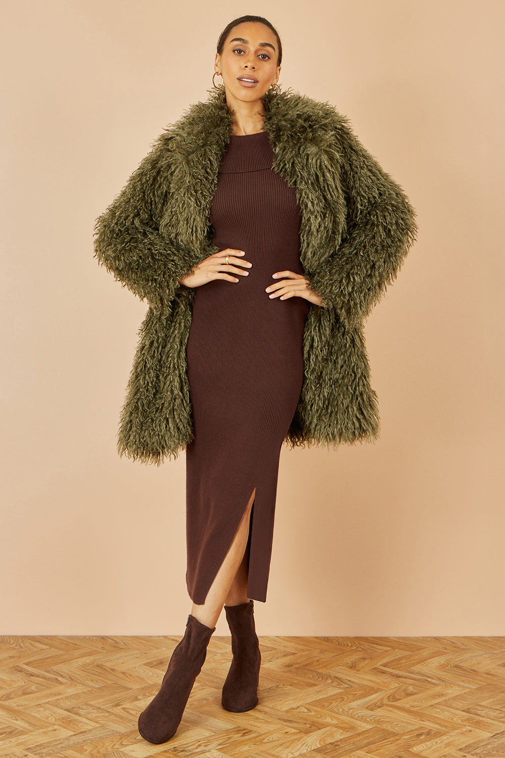 Yumi Green Luxe Long Hair Fur Coat - QHA UK
