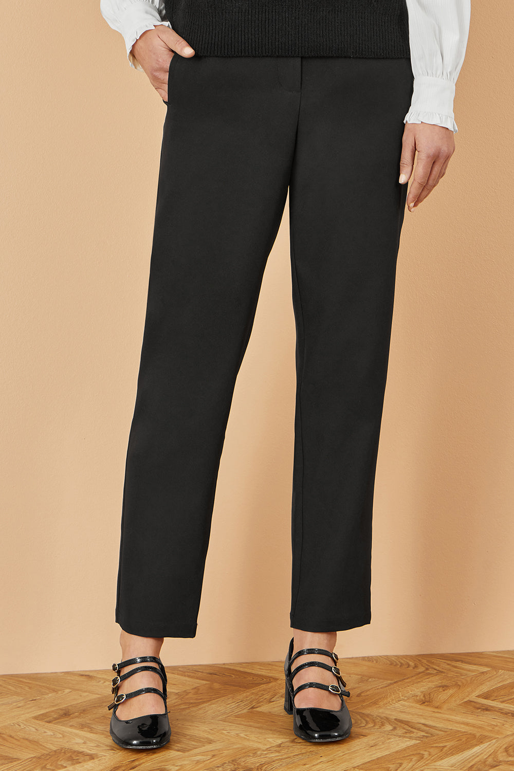 Black Stiletto Yumi Black Tailored Cigarette Trouser