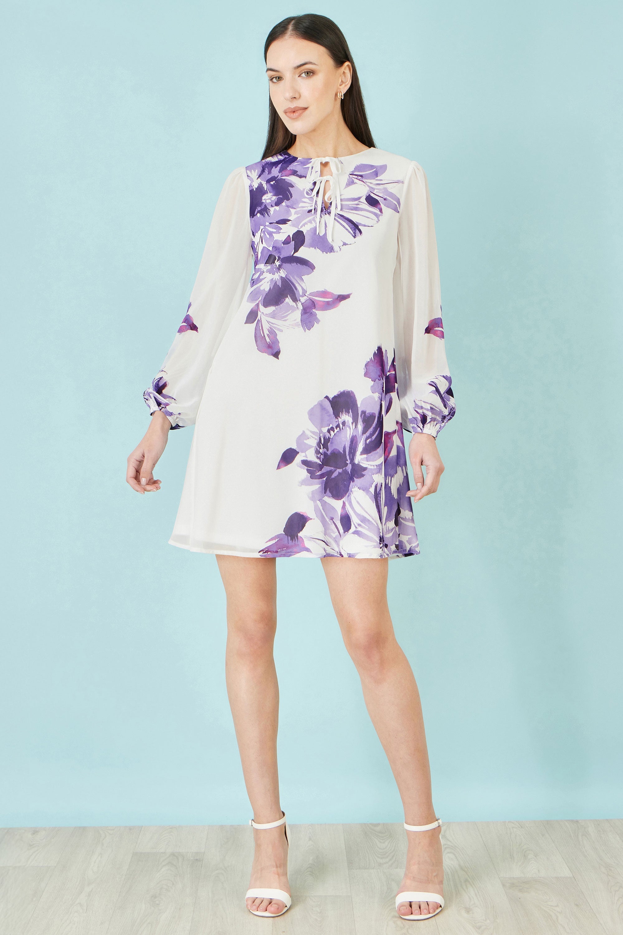 Yumi White Floral Placement Tunic With Keyhole Neckline