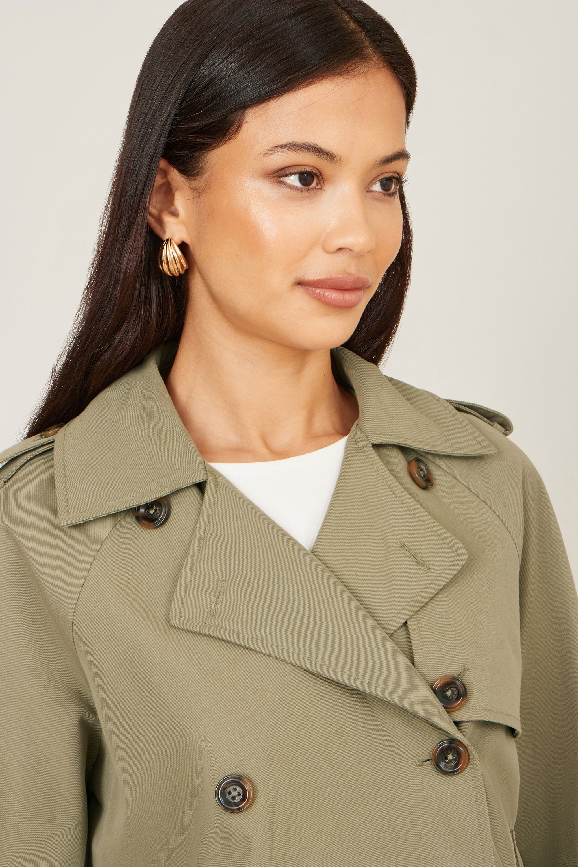 Yumi Green Cropped Trench Jacket With Pockets and Check Lining