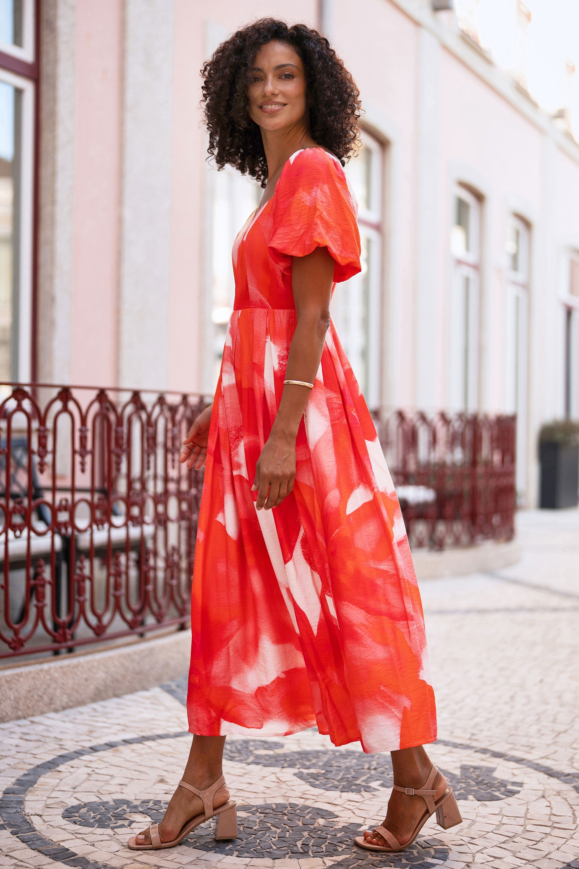 Yumi Red Viscose Floral Midi Dress With Puff Sleeves - QHA UK