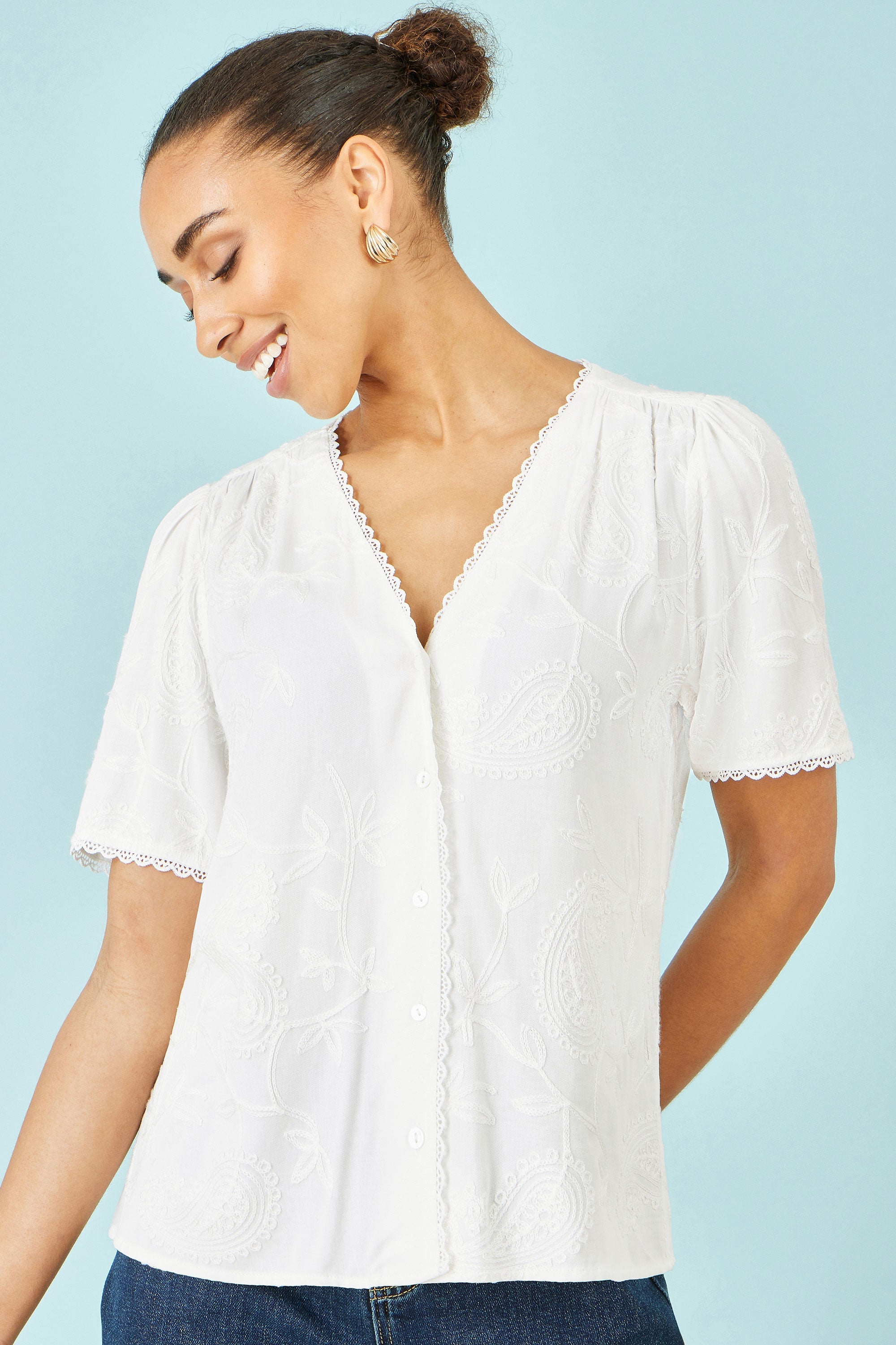 Yumi White Paisley Viscose Embroidered Shirt