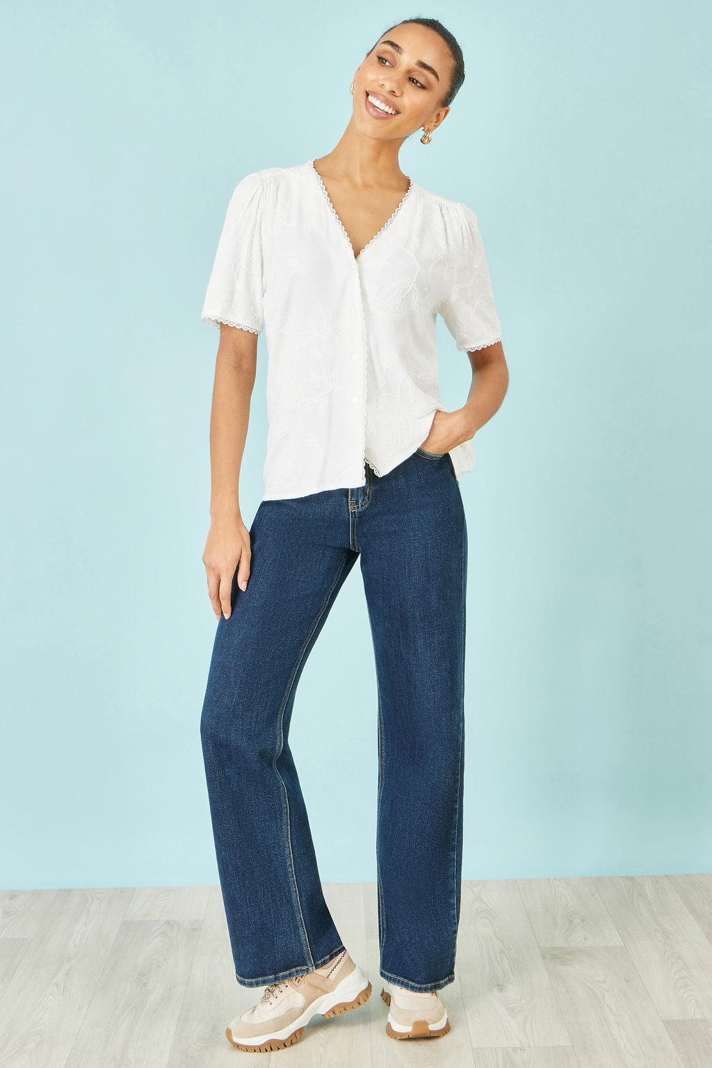 Yumi White Paisley Viscose Embroidered Shirt