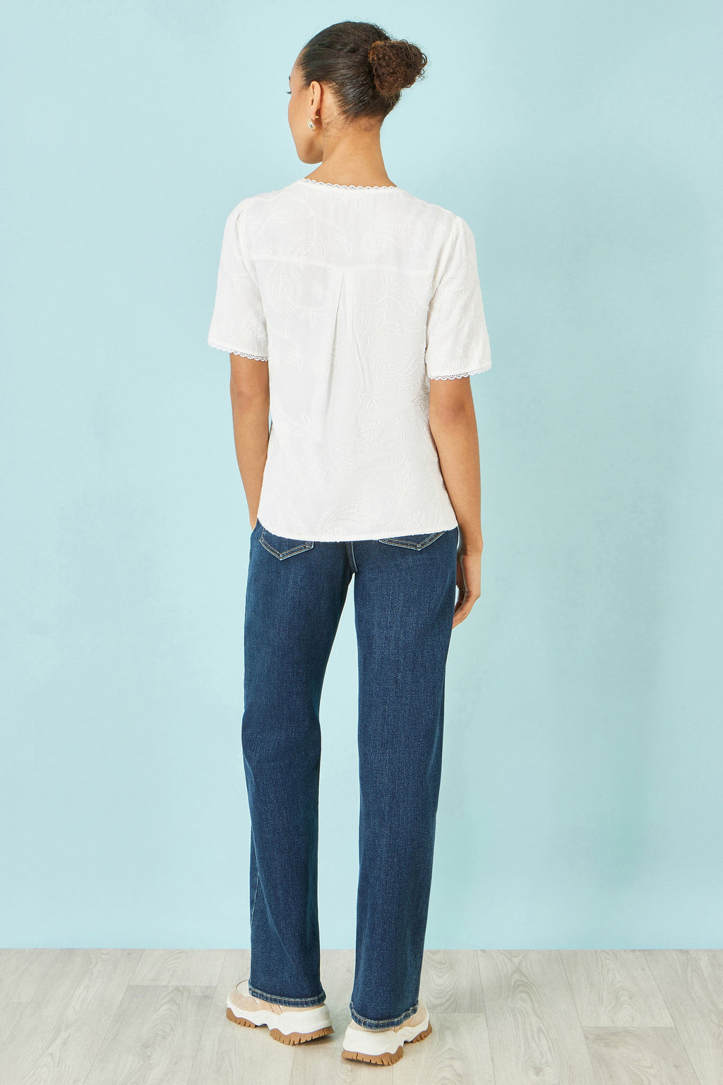 Yumi White Paisley Viscose Embroidered Shirt