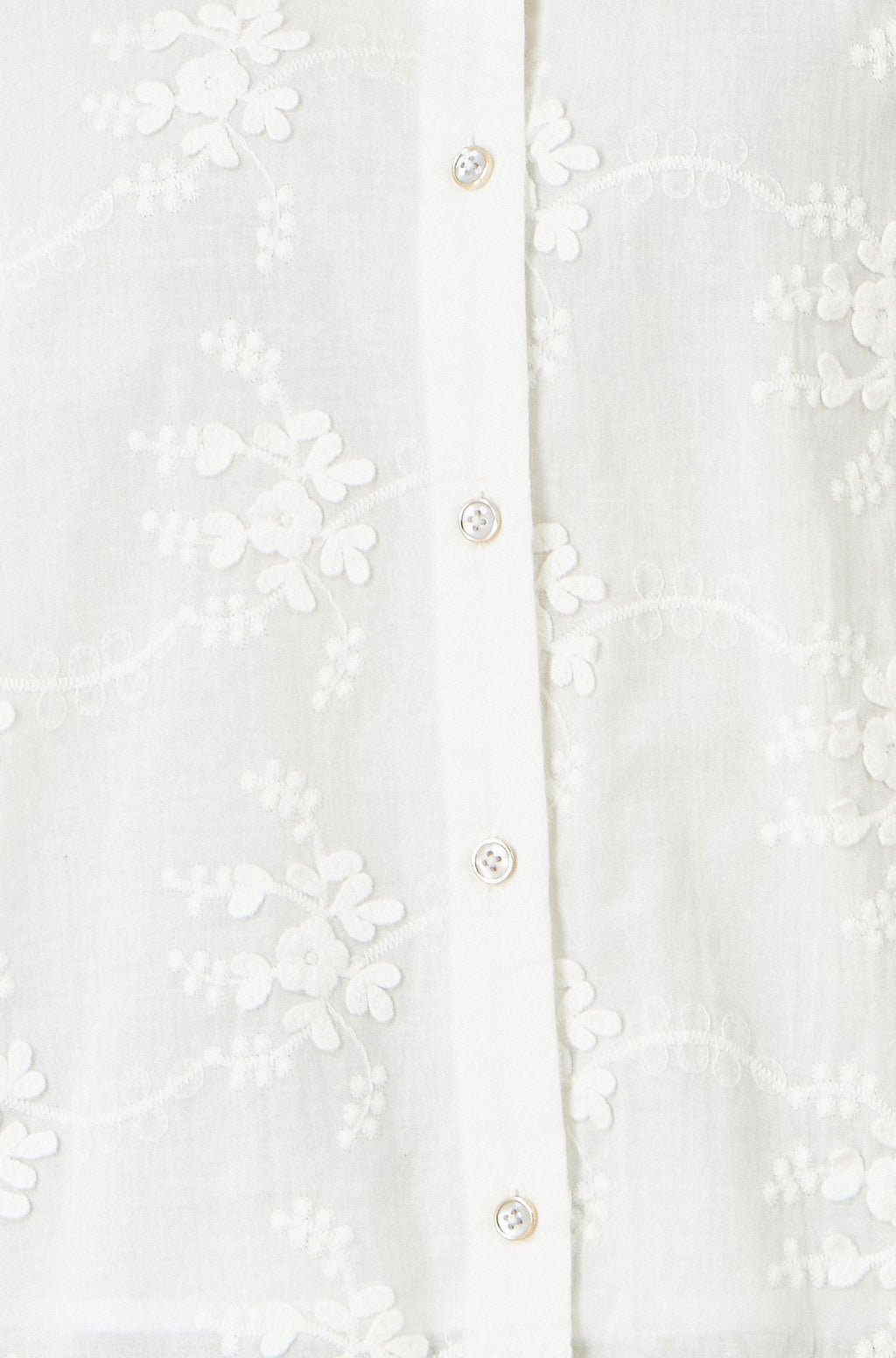 Yumi White Cotton Flower Applique Shirt