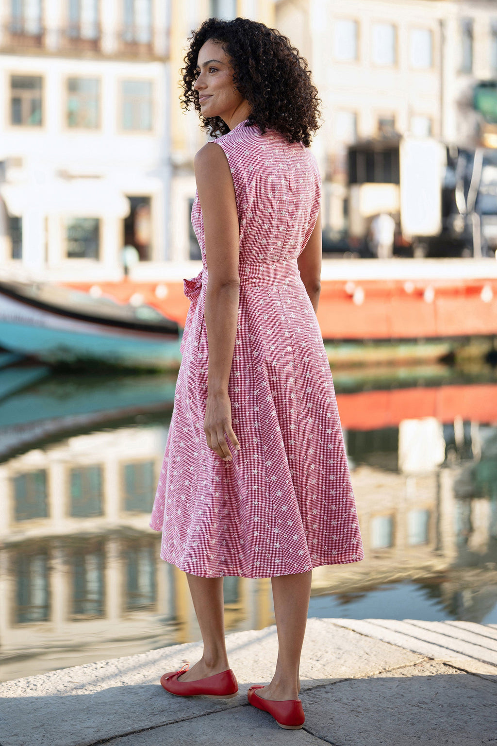 Yumi Red Broderie Anglaise Embroidered Sleeveless Shirt Dress