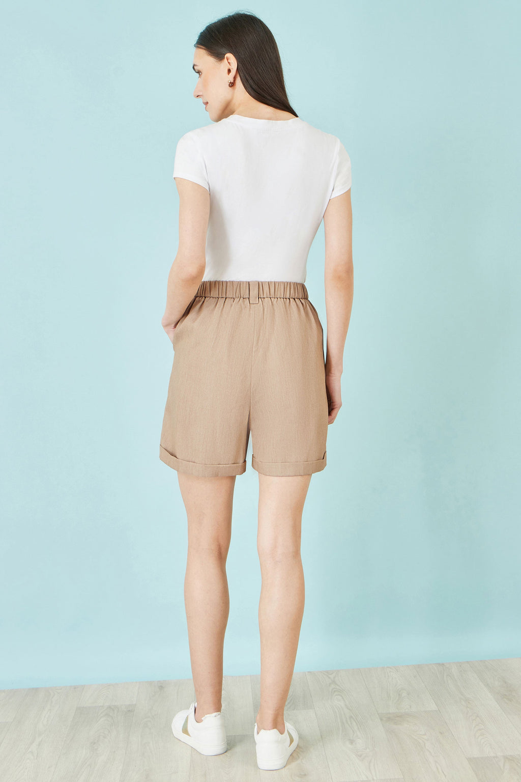 Yumi Brown Pleat Front Shorts - QHA UK