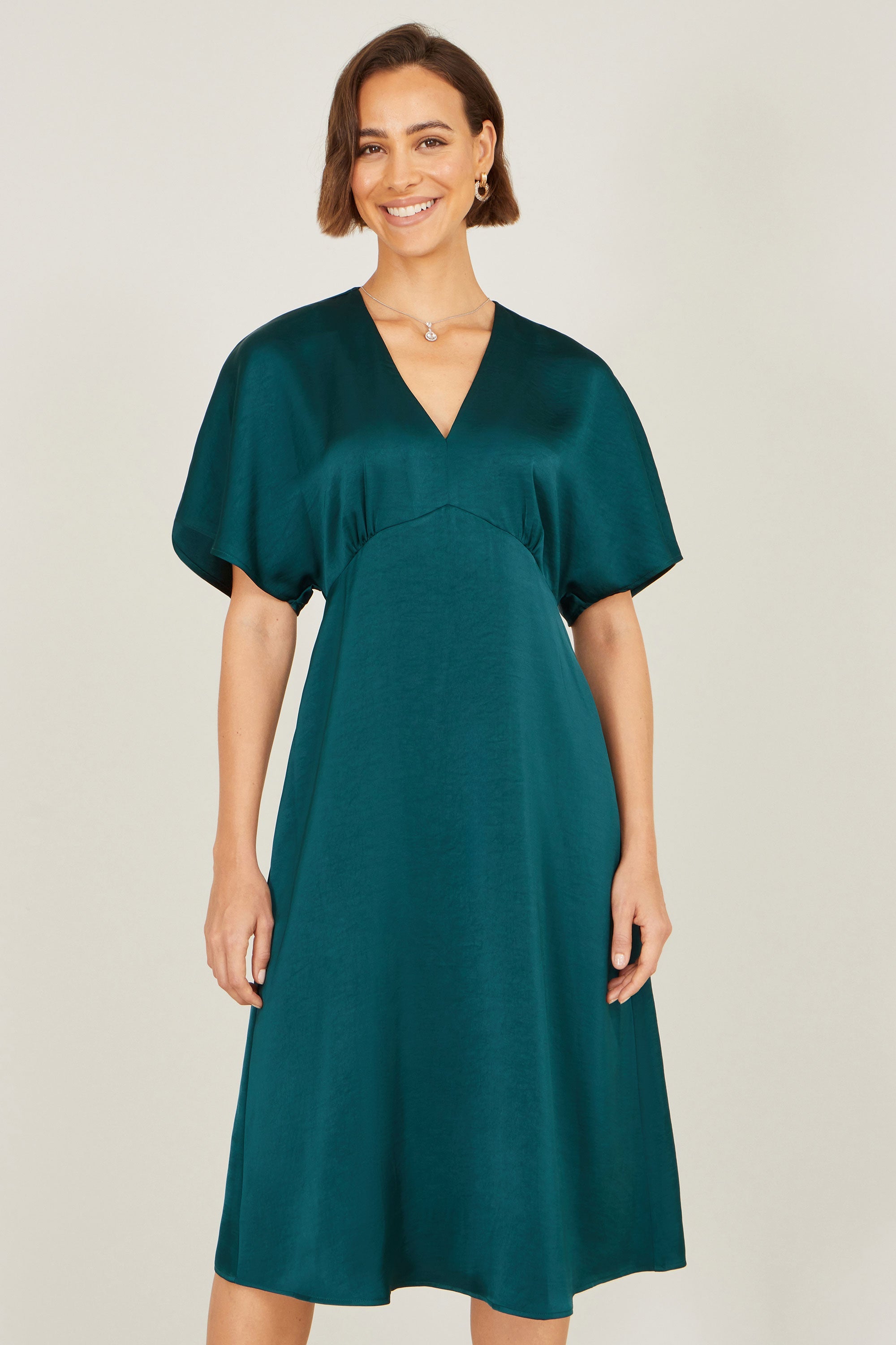 Yumi Green Satin Midi Kimono Dress - QHA UK