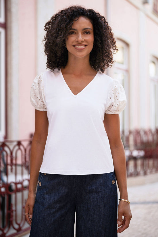 Yumi White Cotton Jersey T-Shirt With Lace Sleeves - QHA UK
