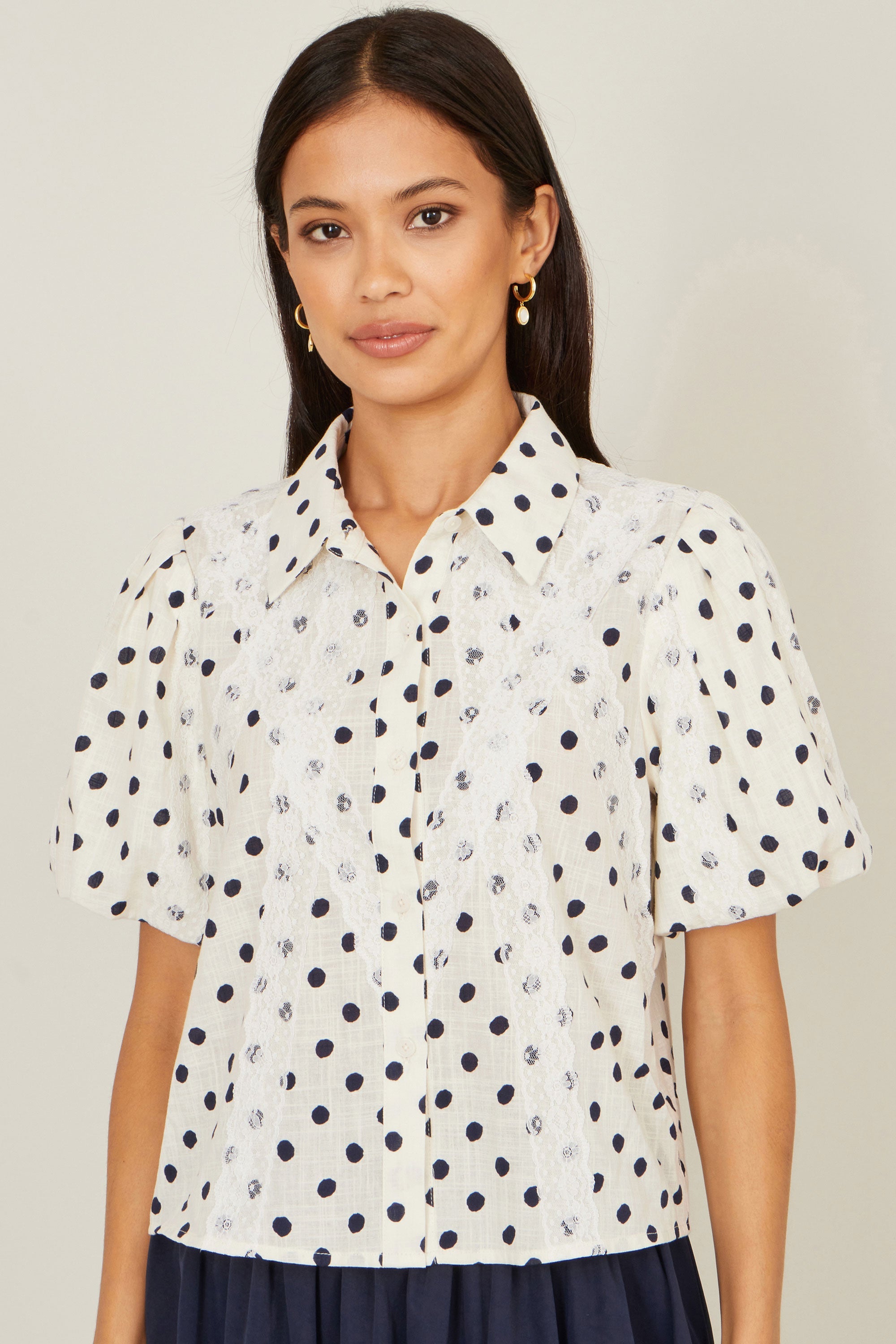 Yumi White Polka Dot Lace Boxy Shirt