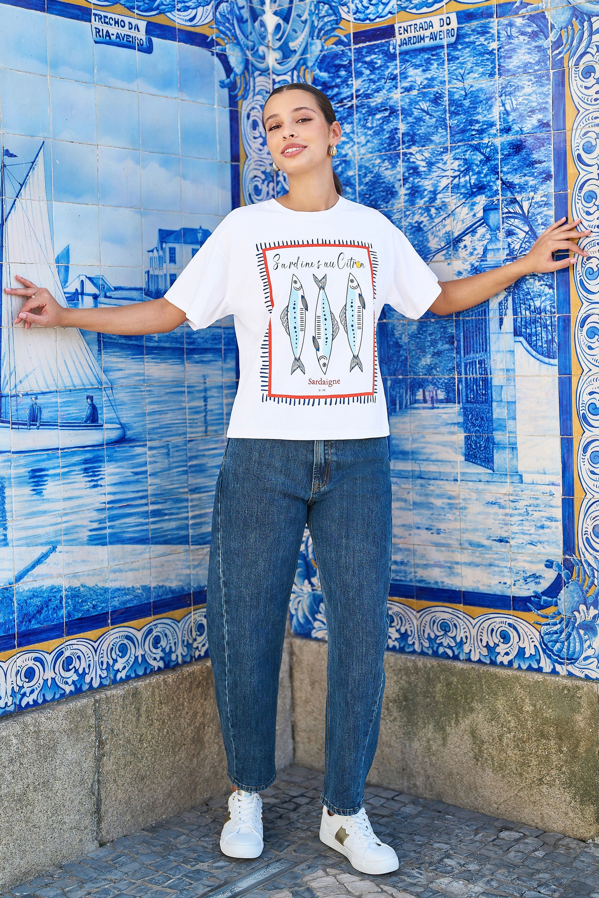 Yumi White Cotton Summer Motif T-Shirt