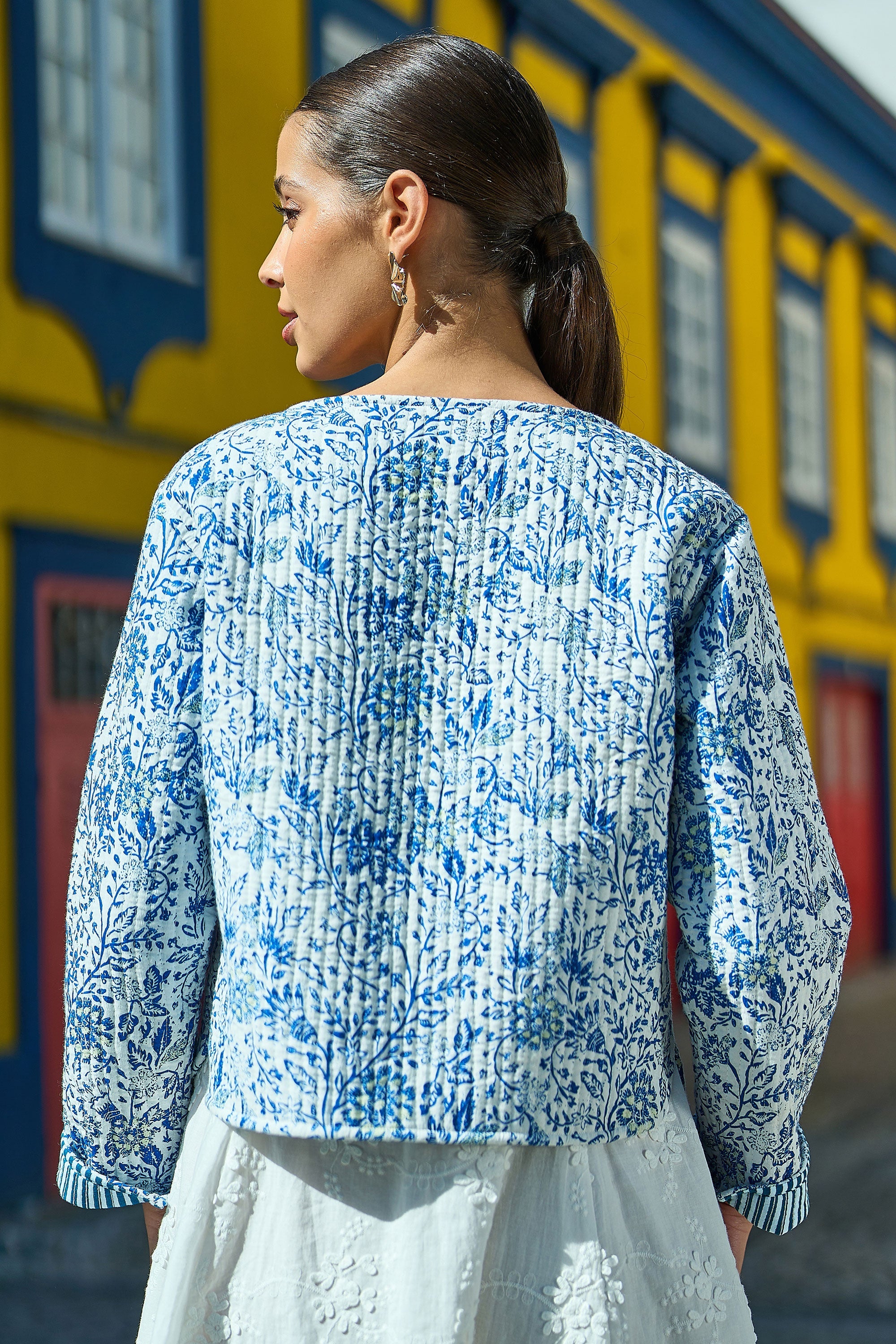 Yumi Blue Boho Floral Print Cropped Reversible Cotton Quilted Jacket - QHA UK