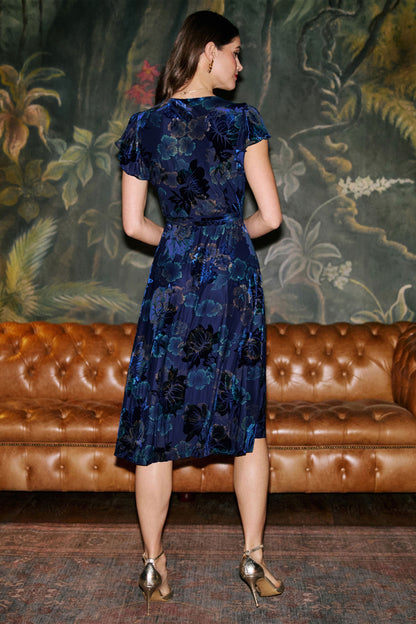 Yumi Women’s Blue Velvet Floral Wrap Midi Dress Featuring Flutter Sleeves