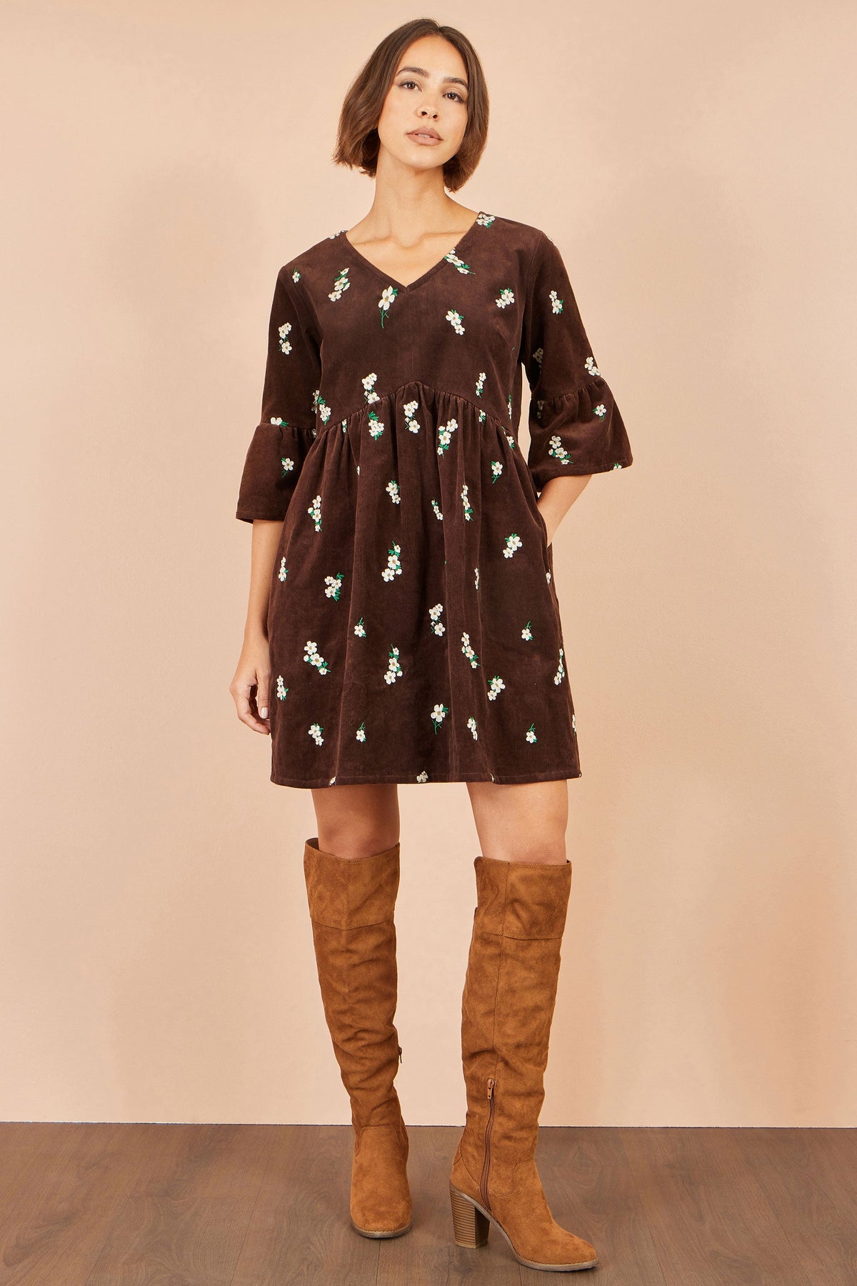 Yumi Women’s Brown Cotton Floral Cord Smock Dress with Pockets