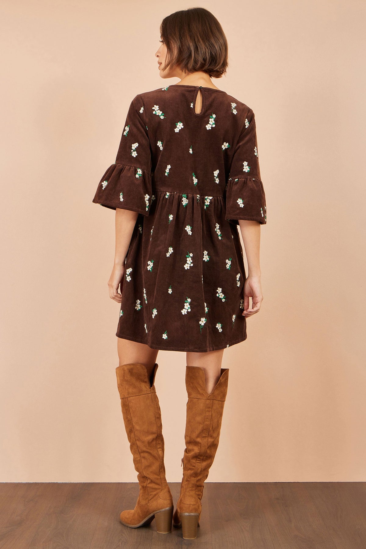 Yumi Women’s Brown Cotton Floral Cord Smock Dress with Pockets
