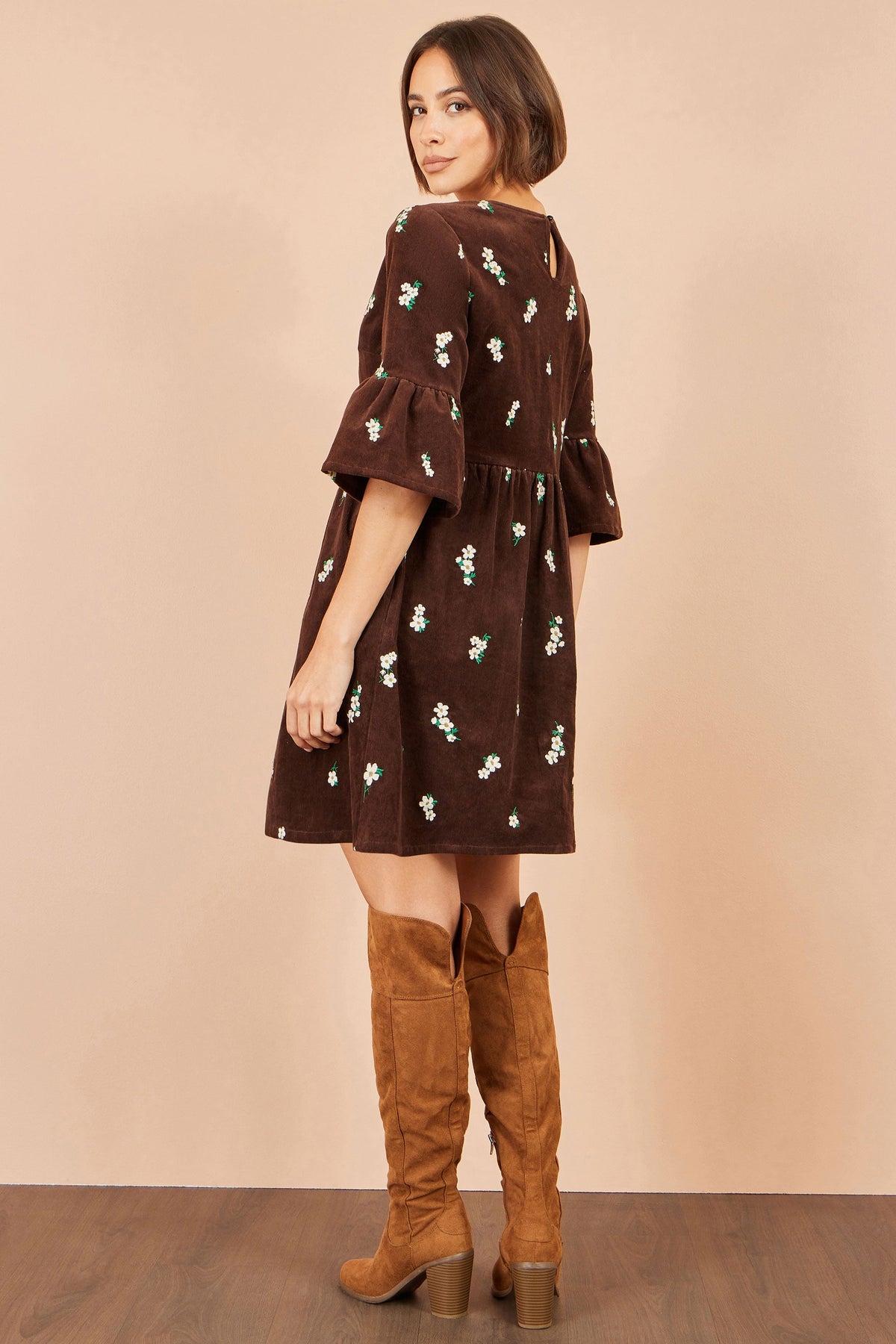 Yumi Women’s Brown Cotton Floral Cord Smock Dress with Pockets