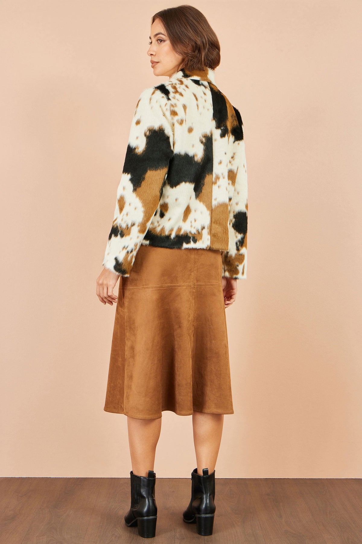 Yumi Women's Brown Cow Print Faux Fur Zip-Up Jacket with Classic Collar