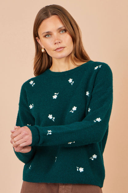 Yumi Women's Green Daisy Embroidered Relaxed Crew Neck Knit Jumper