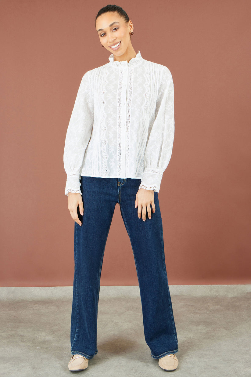 Yumi White Floral Cotton Shirt With Lace Details - additional view 2