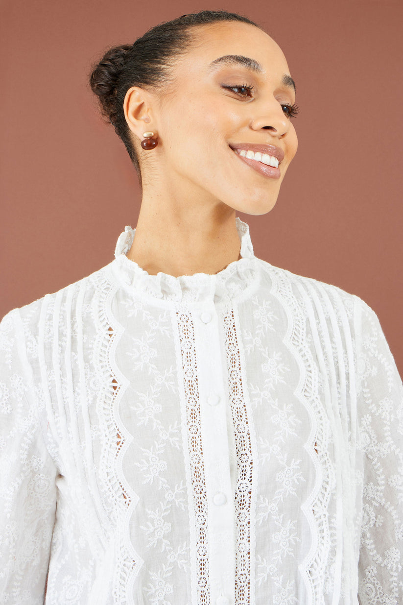 Yumi White Floral Cotton Shirt With Lace Details - additional view 6