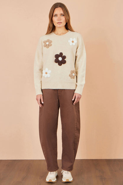 Yumi Women's Beige Floral Appliqué Relaxed Knit Jumper Sizes S–L