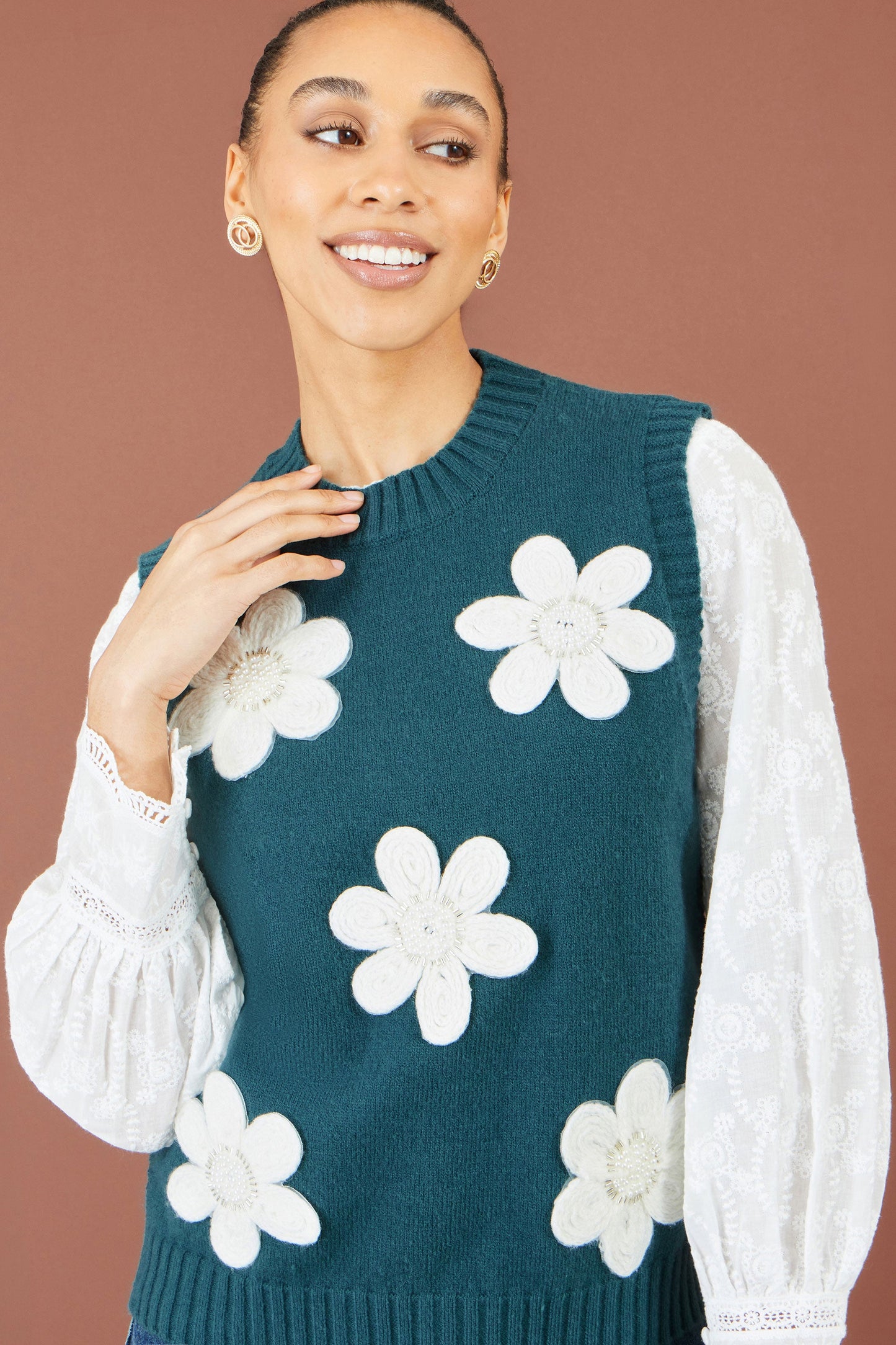 Yumi Women's Teal Flower Appliqué Beaded Knit Tank Top
