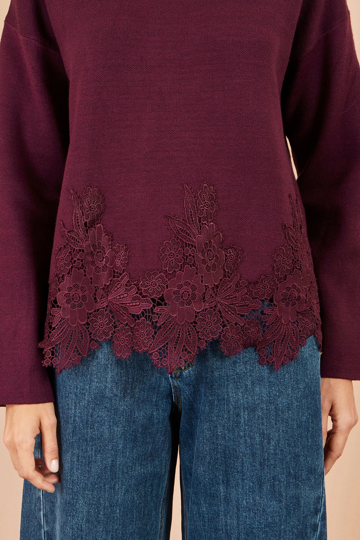 Yumi Women's Burgundy Viscose Relaxed Jumper with Floral Lace Hem Detail
