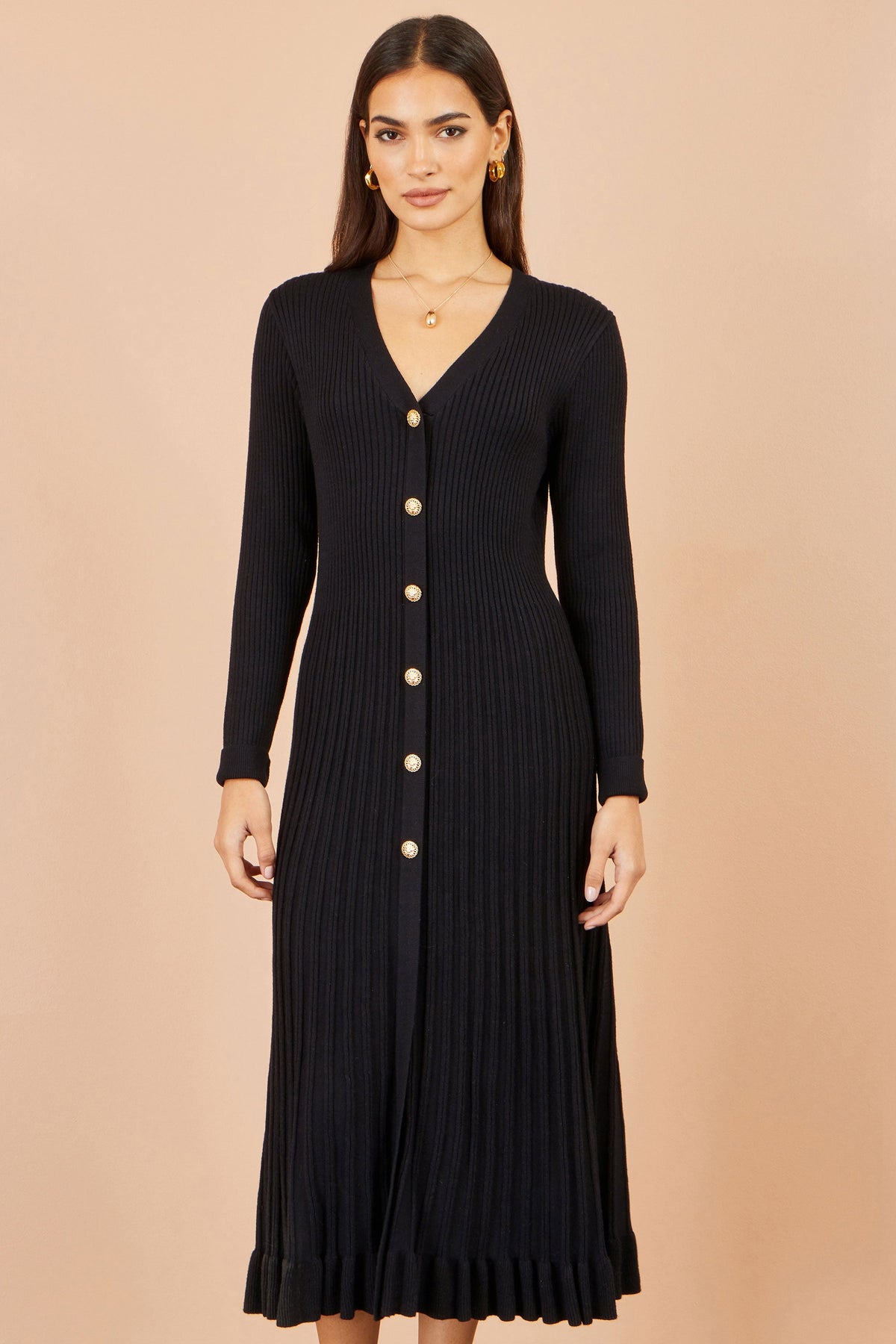 Yumi Women’s Black V-Neck Ribbed Knit Midi Dress