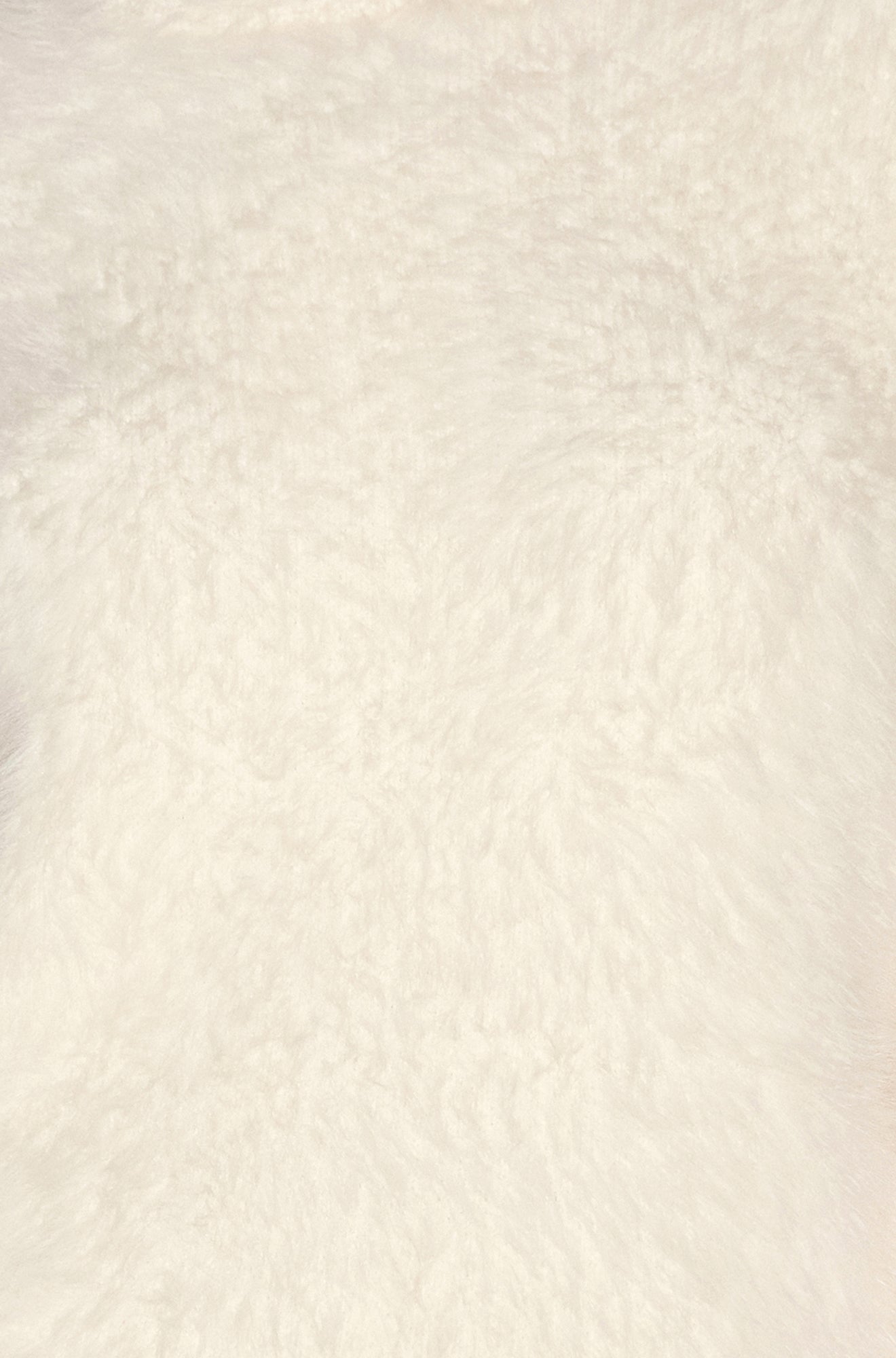 Yumi Women's Ivory Fluffy Short Sleeve Crew Neck Knit Jumper
