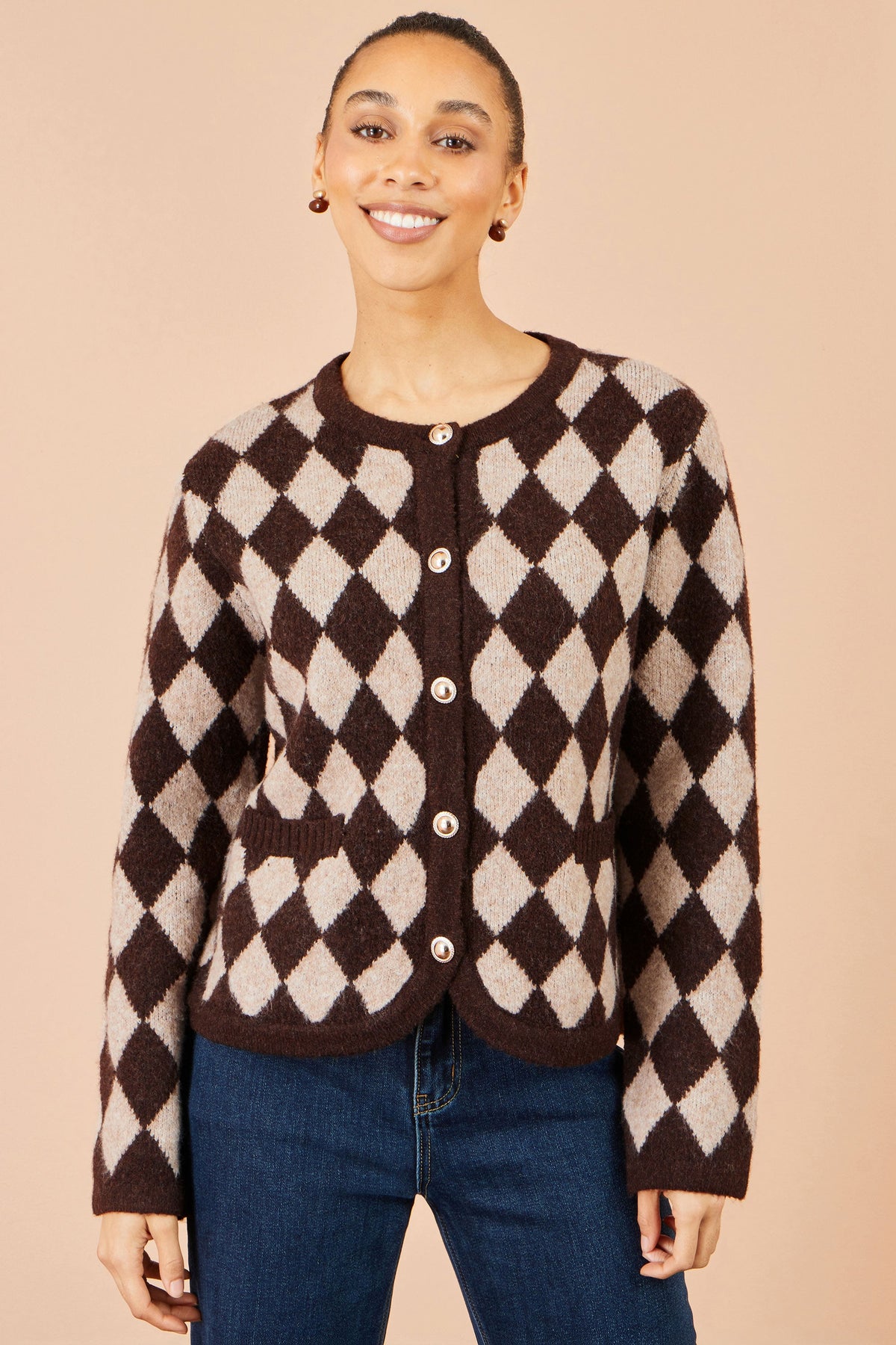 Yumi Women's Brown Argyll Knit Button-Through Crew Neck Cardigan