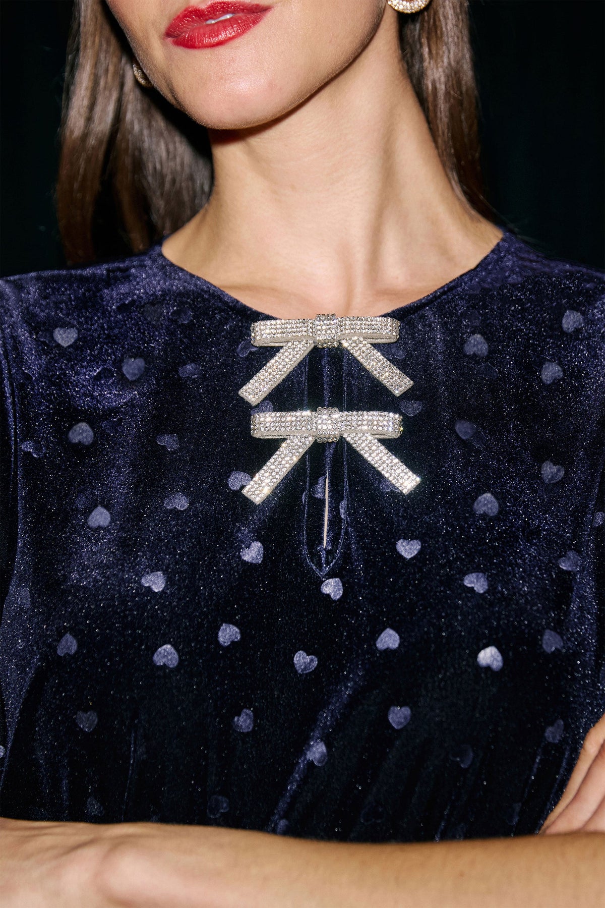 Yumi Women’s Navy Velvet Flocked Heart Short Sleeve Top with Diamante Bows