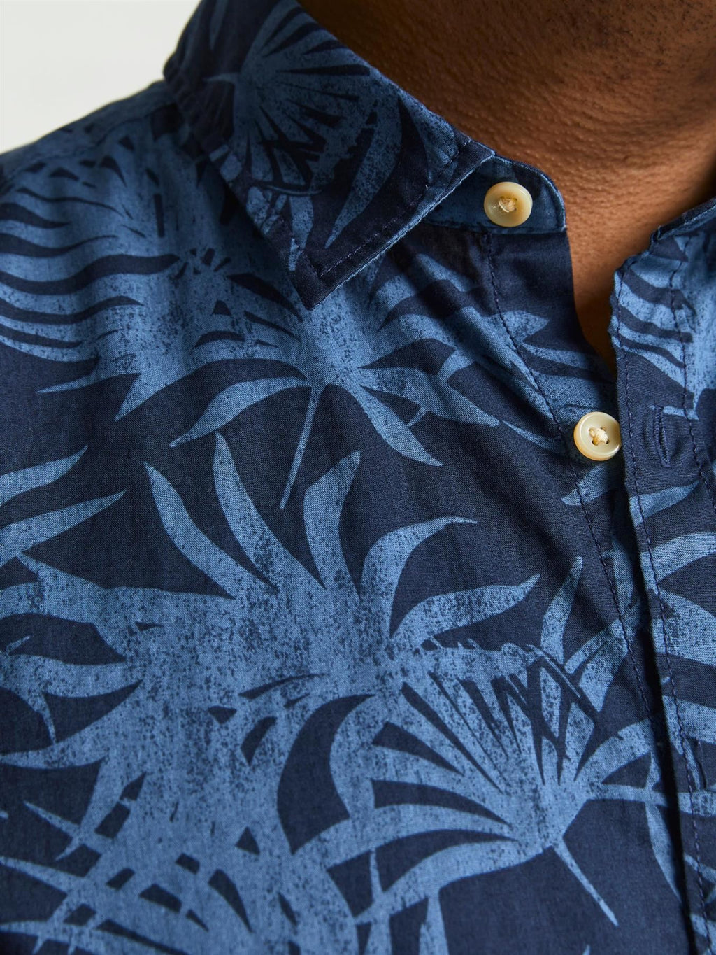 Jack & Jones Big & Tall Fit Size Men's Pure Cotton Floral Shirt in Size 2XL-6XL, 2 Colours