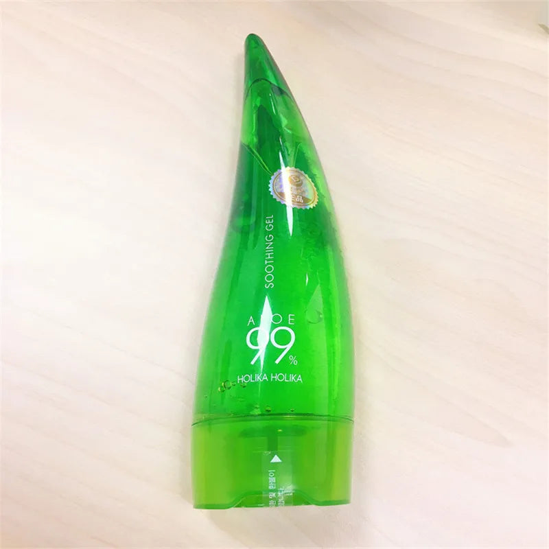 250ml Gel Infused with Aloe Vera, Perfect for Post-Sun Moisturising and Acne Care