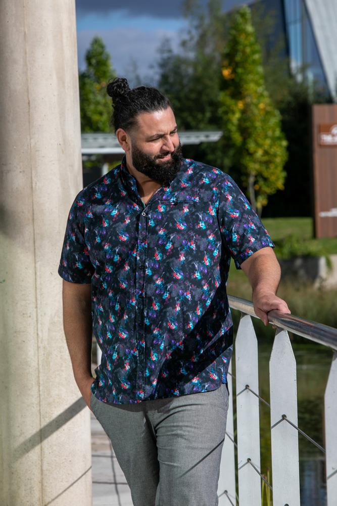 D555 FARNBOROUGH Guitar Print Short Sleeve Shirt For Men in Black, 2XL-6XL